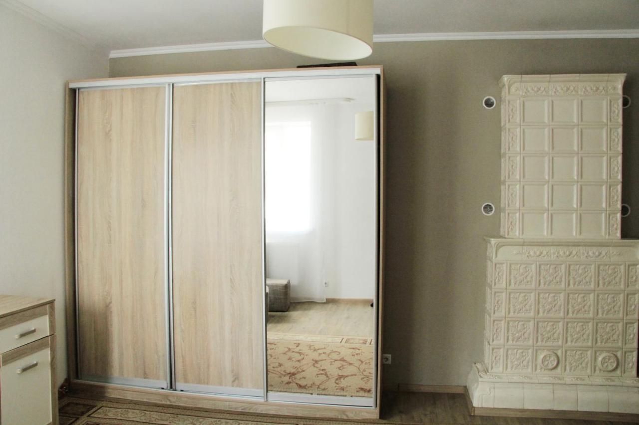 Flat In Cottage Close To The Centre Parking, Wifi, Bbq Λβιβ Εξωτερικό φωτογραφία